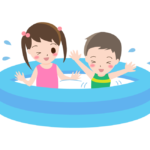 家庭用プールで遊ぶ子ども達のイラスト