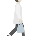 買い物袋を持って歩く女性のイラスト