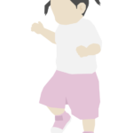 遊んでいる女の子（幼児）のイラスト